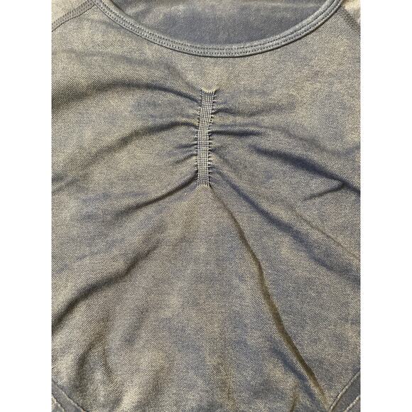 Long Sleeve Workout Top Womens Size Medium Crop Top Active Gym Dance‎ Athletic - Picture 6 of 6